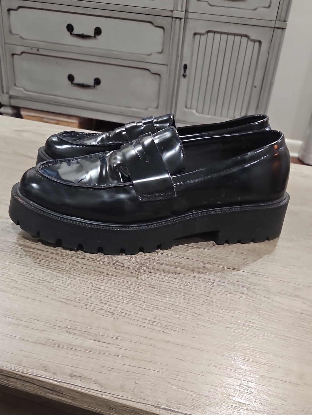 H & M  Black Shiny Penny Loafers Women's Size 8